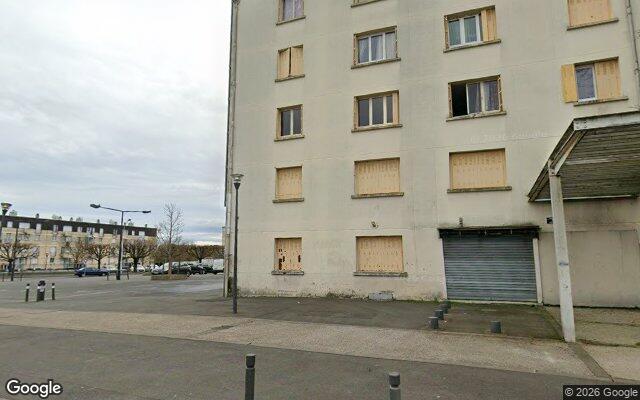 Façade : 3 place Rene Coty, Blois